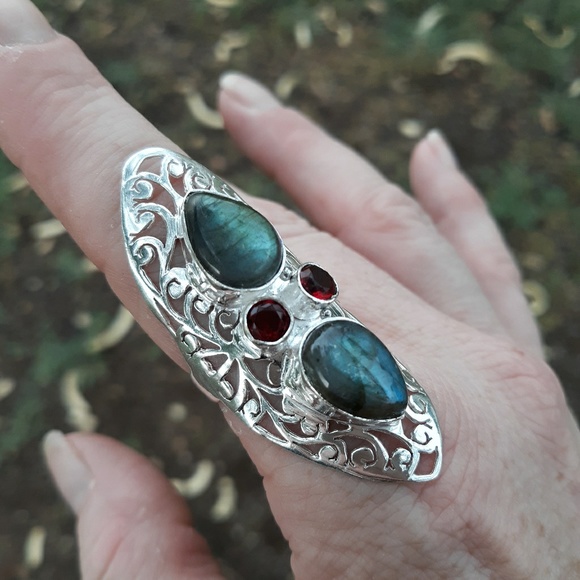 New Oversized Labradorite & Garnet 925 Silver Statement Ring. - Picture 2 of 10